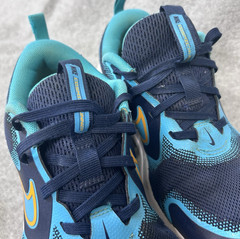 Nike Cosmic Runner GS Midnight Navy Size 4.5Y Kids Shoes