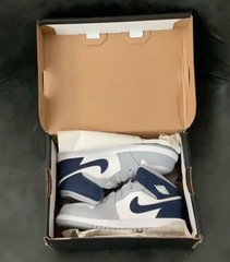 Nike Kid’s Air Jordan 1 Mid Sneaker White/Midnight Navy-Wolf Grey Size 10c