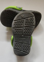 Joybees Kids Active Clogs in charcoal gray with a lime green strap. SZ.4to5