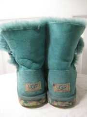 UGG 1006638K Bailey Button Boots Kids Shoes Size 33 / 3