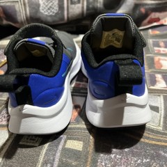 Nike Star Runner 3 PSV Iron Gray Black And Blue Lightning Size 11 C