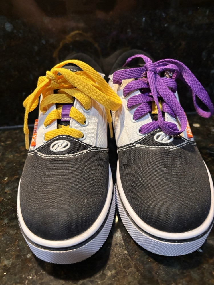 Rugrats Heelys Pro 20 Youth Size 4 Canvas Wheeled Shoes EUC. No Box