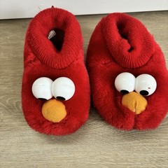 Sesame Street Elmo Toddler Slippers Size M 7/8 Red Plush Fluffy Sock Top Shoes