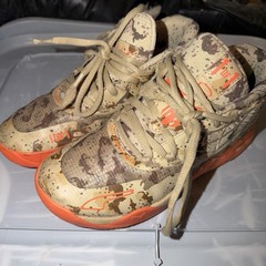 PUMA MB.01 Digital Junior Size 5.5, pale khaki-ultra orange