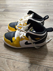 Jordan Air Jordan 1 Unisex Kids Mid Top Sneakers Size 10 Yellow/Black/White