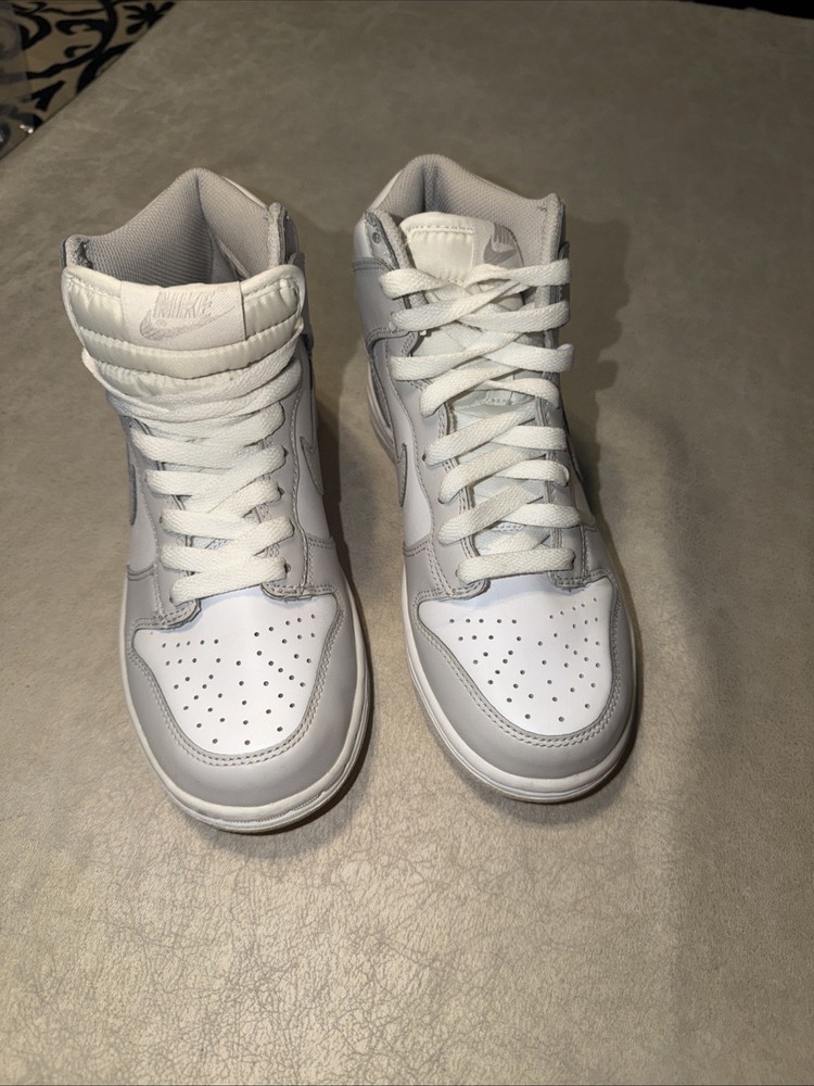 Nike Dunk High GS “Vast Grey” DB2179-101 4.5Y/Women’s 6.5 EUC