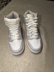 Nike Dunk High GS “Vast Grey” DB2179-101 4.5Y/Women’s 6.5 EUC