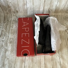 NEW IN BOX Capezio E Series EJ1C Size 1.5 M Youth Kids Black Slip On Jazz Shoe