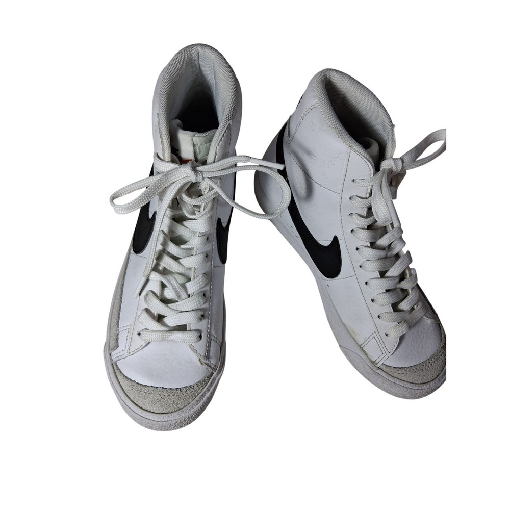 Nike Blazer Mid 77 White Black High Top Sneakers DA4086-100 Kids Size 3.5Y