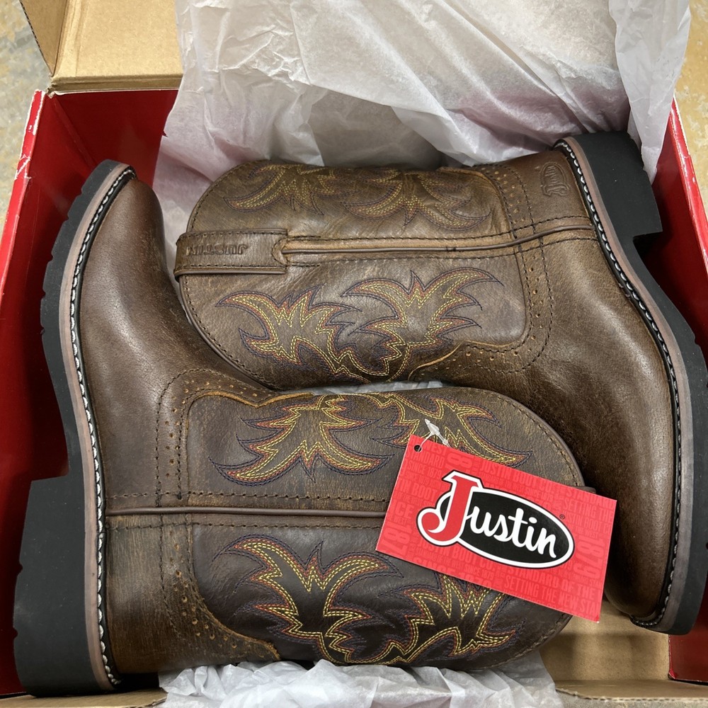 Justin SK4681 Kids Boots Size 2/D Width Cattleman Brown NIB