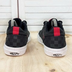 Vans Youth Seldan Checkerboard Skateboard Sneakers Black Red Size 2 Big Kid
