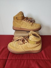 Size 5 (GS) – Nike Air Force 1 High LV8 Wheat