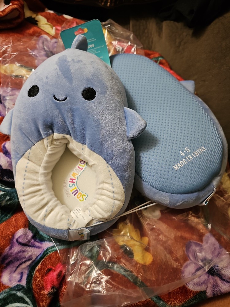 Original Squishmallow Samir the Whale Plush Slippers Kids Youth Size 6/7 NEW