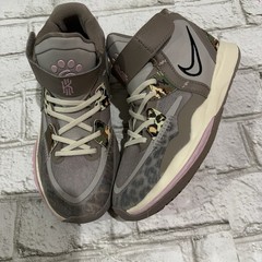 Nike Kyrie Infinity Mid Leopard Camo – DD0332-006 Unisex 2Y Basketball Shoes