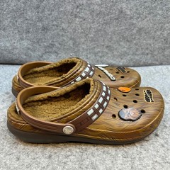 Crocs Star Wars Chewbacca Fuzz Lined Clogs Brown Multi Jibitz Kids Size 6