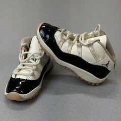 Jordan 11 Shoes Kids Size 10C White Black Patent Leather Basketball DO3856-101