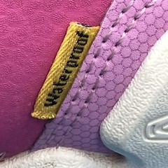 Keen Knotch River Open Toe Sandals Youth Size 3 Magenta Boy’s or Girl’s 1025643
