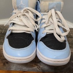 Authentic Jordan 1 Mid GS Ice Blue Black White Sneakers 4.5Y / Women’s 6