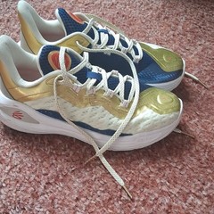 Under Armour Curry 11 Basketball Sneakers womens 5.5Y Blue/Gold/White