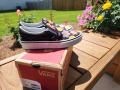 VANS Kids Classic Slip On Size 2.5 Radically Happy Black 751505 Flowers Colorful