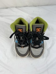 DC Skateboard Shoes high top Size 4.5
