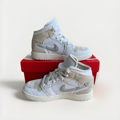 Air Jordan 1 Mid SE Craft “Inside Out” White / Sail – Youth Size 4.5Y Women’s 6