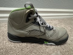 Size 2 (PS) – Jordan 5 Retro 2022 Mid Green Bean