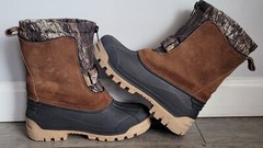 WINTER / SNOW BOOTS KIDS OZARK TRAIL SIZE 1 ZIPPER AND STRAP