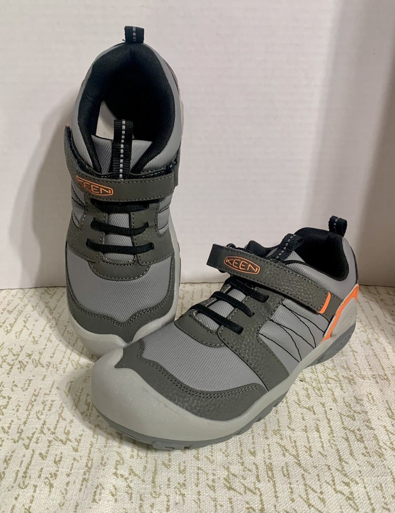 NEW Keen Knotch Peak Sneaker Grey/Orange Youth 4 Boys Girls, Easy On Unisex