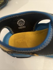 Keen Knotch River Black Blue Strap Swim Beach Water Shoes Kids Size 7 Open Toe