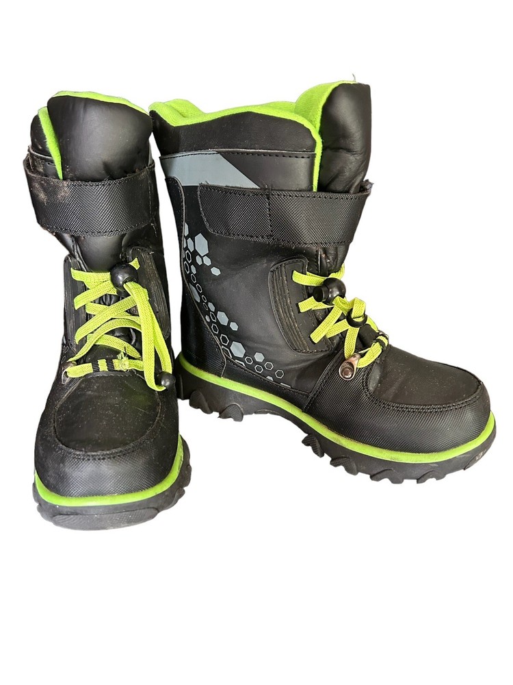 Wonder Nation Unisex Boots Size 3, Black/ Green/Gray, Strap and Tie Closer