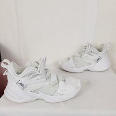 Jordan Why Not Zero.3 white and silver GS Size 7Y womens 9 sneakers