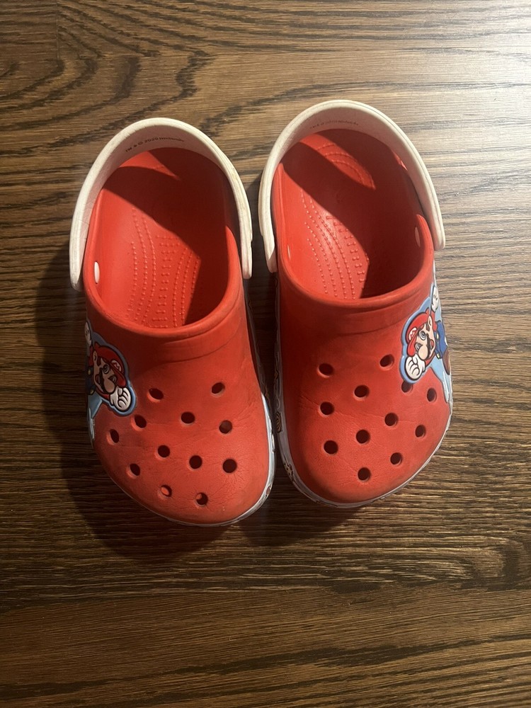 Super Mario Bros crocs Kids Size 1