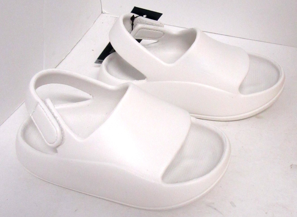 DSG Youth White Molded Lightweight Slide Sandal with Hook and Loop Strap – 8K