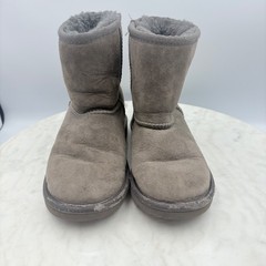 UGG Australia Grey Suede Sheepskin Lined Boots Youth Girls Size 12 Warm Comfort