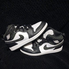 NIKE AIR Jordan 1 Mid SE Panda Elephant FB9910-001 Kids Size 2Y