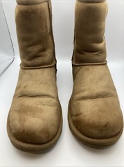 UGG Kids Classic II Boot, Size 6, Authentic with Original Box, Chestnut 1017703K