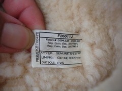 Girls 4 M UGG Bailey Button Metallic Silver Boots Sheepskin Shearling Fur Winter