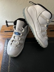 Size 10 C. Jordan 11 Retro High Legend Blue Nice!
