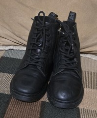 Doc Dr Martens 1460 Pascal Mono J Black Leather 8-Eye Combat Boots Youth Size 3