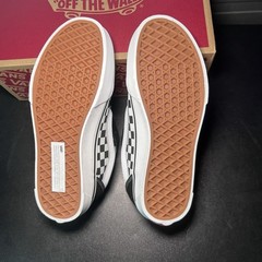 Vans Knu Skool Checkerboard Black White VN000D2TBPB GS Size 5Y Kids Brand New!