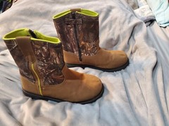 Youth Magellan Zip-up Pull-on Camoflage Boots, Size 5~ Used Condition