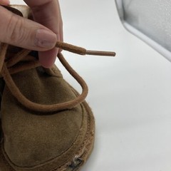 UGG Kids Neumel II Lined Tan Suede Boots 1017320T Sz 7 Boys/Girls