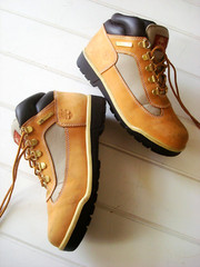 Timberland Junior Field Boots 15945 Big Kids Size 5 Leather Boots Wheat Nubuck