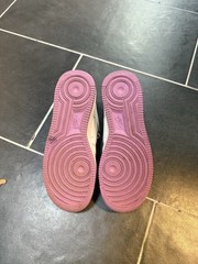 Size 5.5y / 7w – Nike Air Force 1 ‚Contrast Stitch Fuchsia Glow‘ CW1575-110