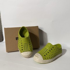 Native Jefferson Seaweed Green/Shell White Shoes Size 7