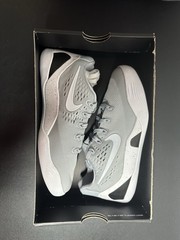 Nike Kobe 9 IX Low EM GS Wolf Grey White FV3607-004 Youth Size 4Y