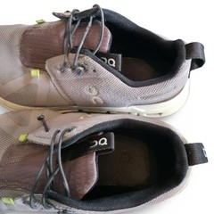 ​On Running Cloud Sky Kids Youth 4.5 Grape Purple Hay Sneakers Running Athletic