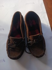 Minnetonka Moccasin Brown Suede Leather Flannel Lined Kids Child Size 2 T3
