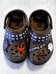 Crocs Chewbacca Star Wars Kids Clogs Disney Pixar Shoes Children’s Sz 12 CCharms